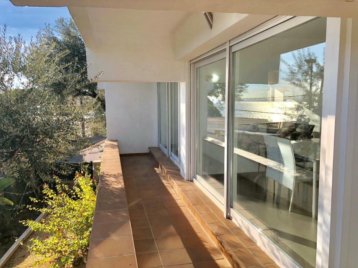 Chalet Doble Almadraba Villa Roses Exterior photo